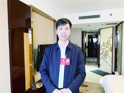 朱文秋接受本报专访
